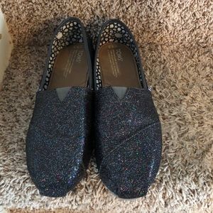 Toms glitter